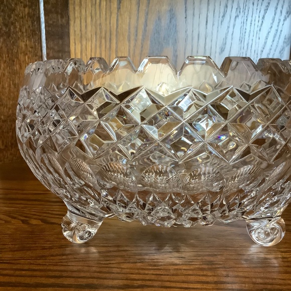 Vintage 1980s  7 1/2 Inch Diameter Heavy Crystal Footed Bowl - Picture 2 of 4
